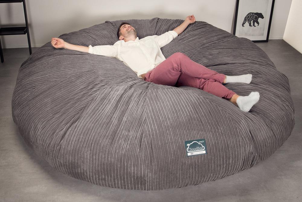 CloudSac 5000 XXXXXL Gigantischer Memory-Schaum Sitzsacksofa - Cord Graphitgrau - Image 2