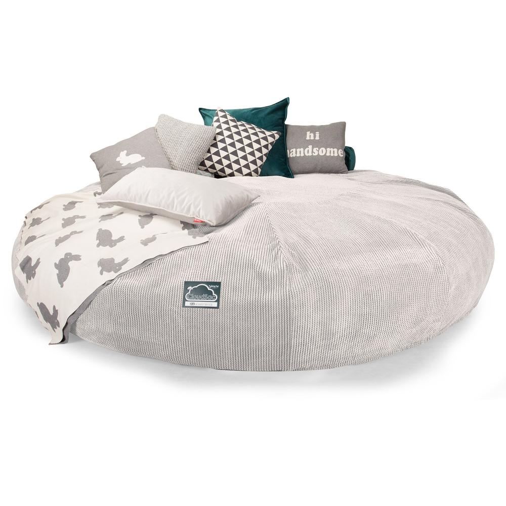 CloudSac 5000 XXXXXL Gigantischer Memory-Schaum Sitzsacksofa - Pom-Pom Creme - Image 5