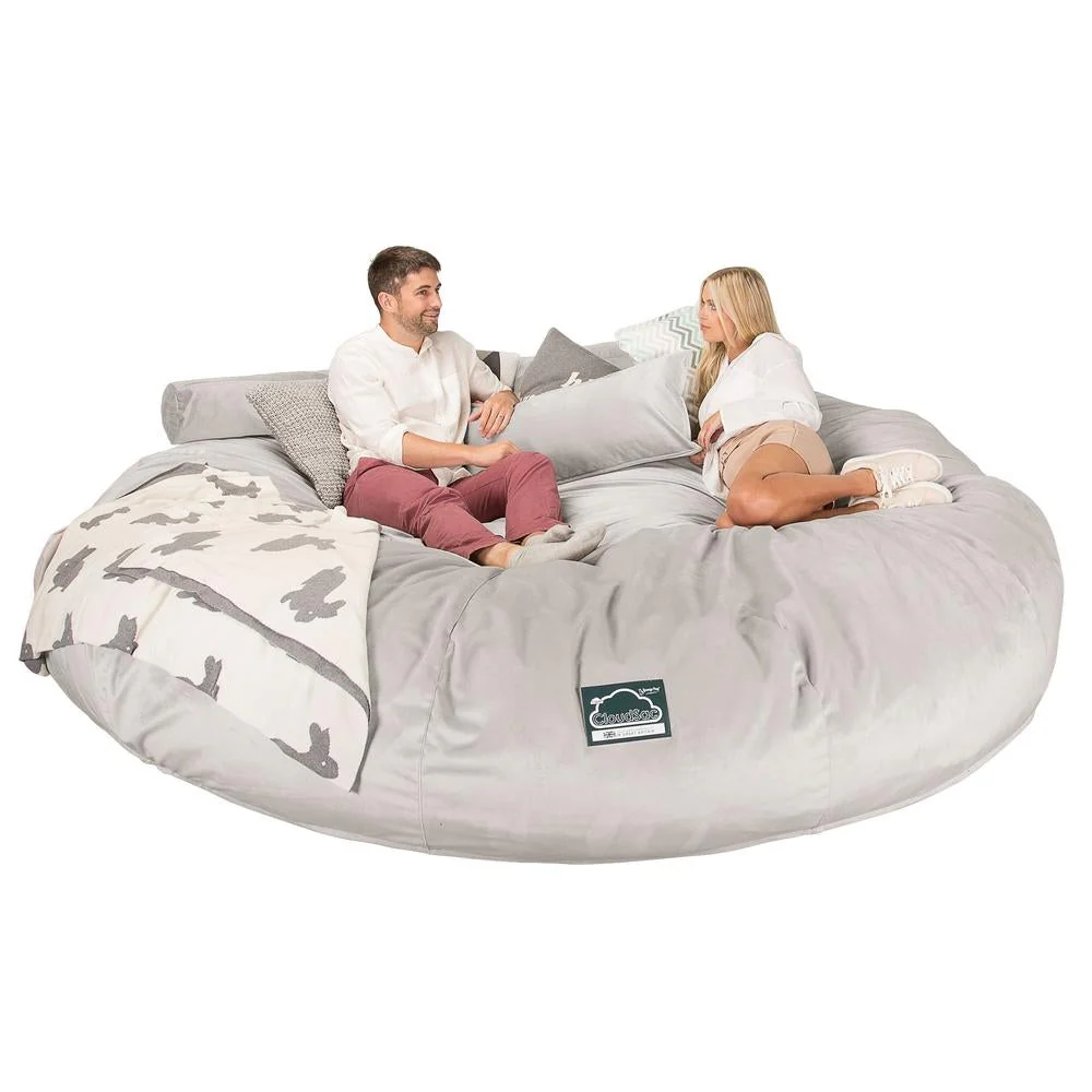CloudSac 5000 XXXXXL Gigantischer Memory-Schaum Sitzsacksofa - Samt Silber - Image 4
