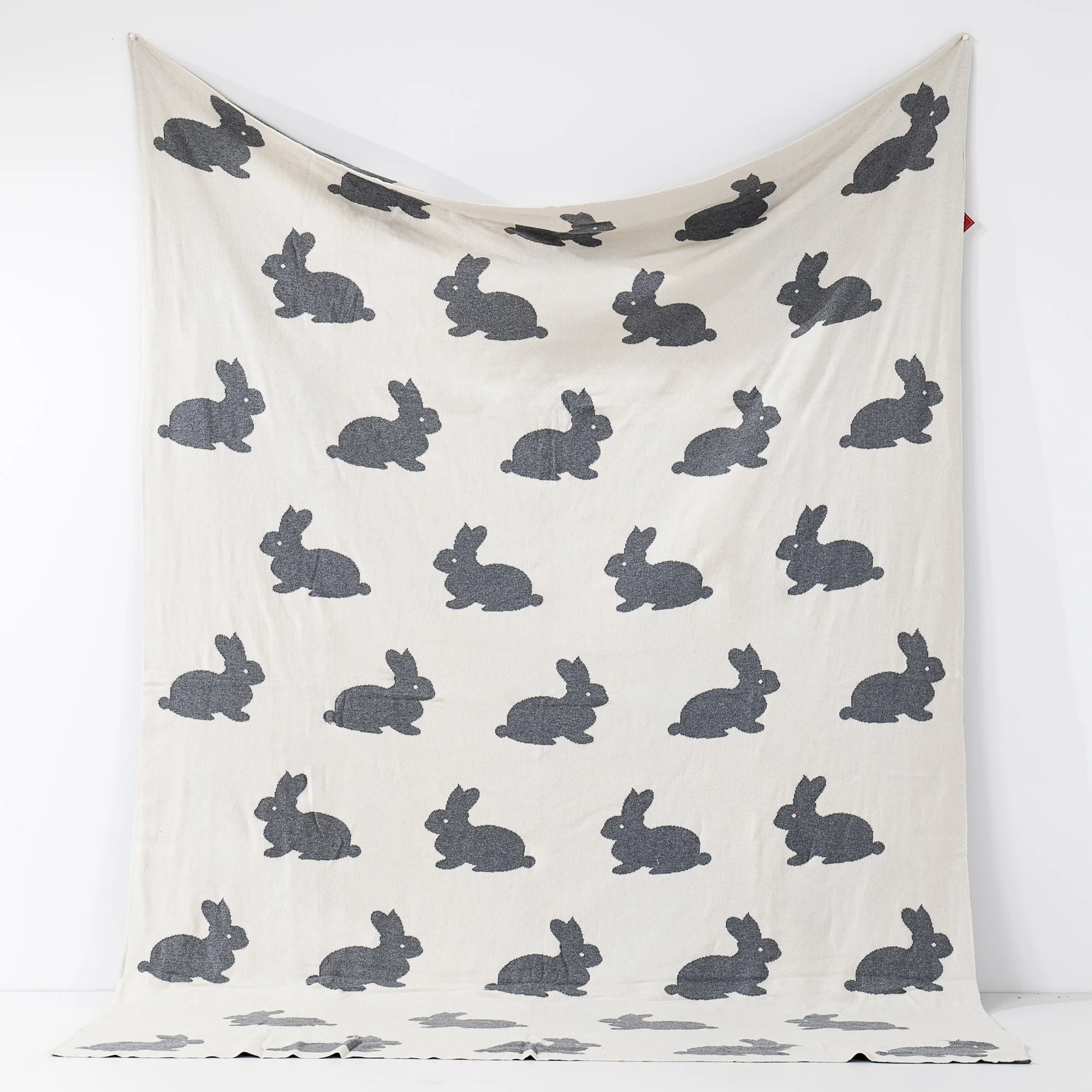 Kuscheldecke / Tagesdecke - Gestrickte Rabbit - Image 2