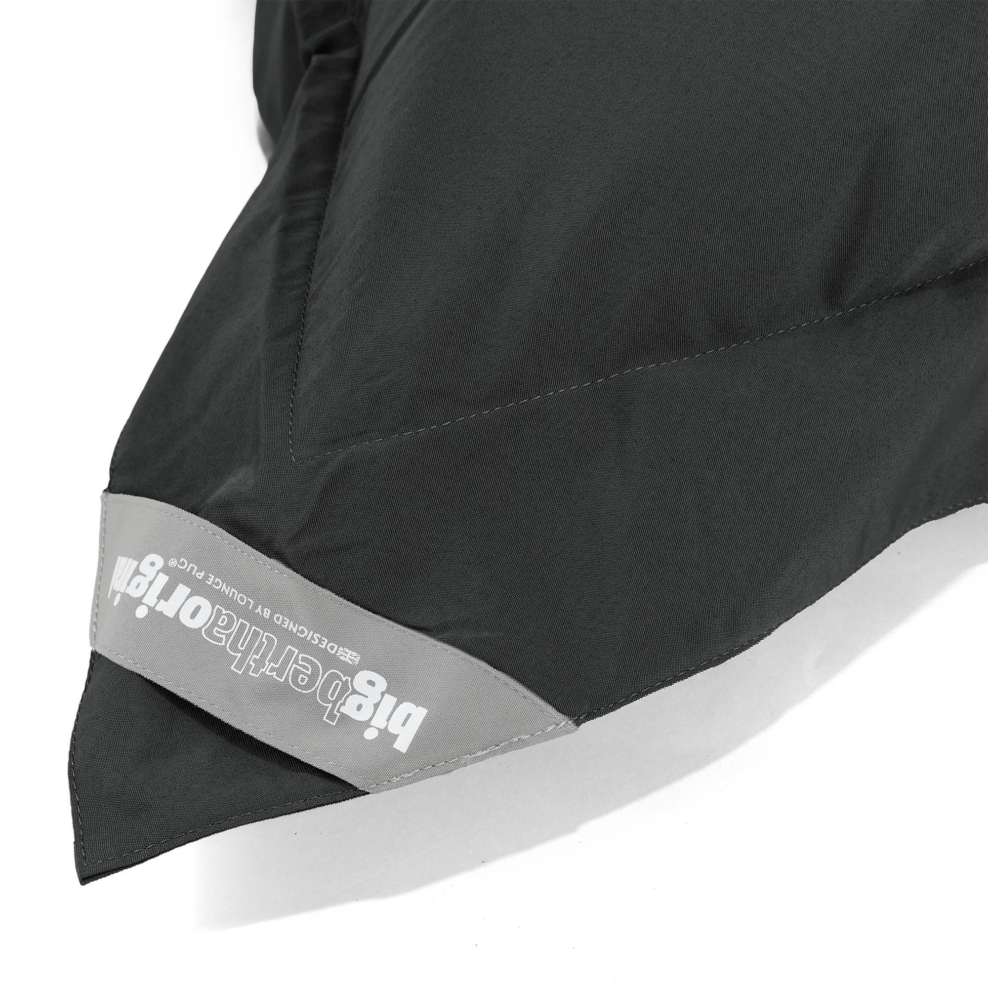 SoleiStorm™ Ultra 2000 h+ Sitzsack XXL Outdoor - Olefin Schwarz - Image 5