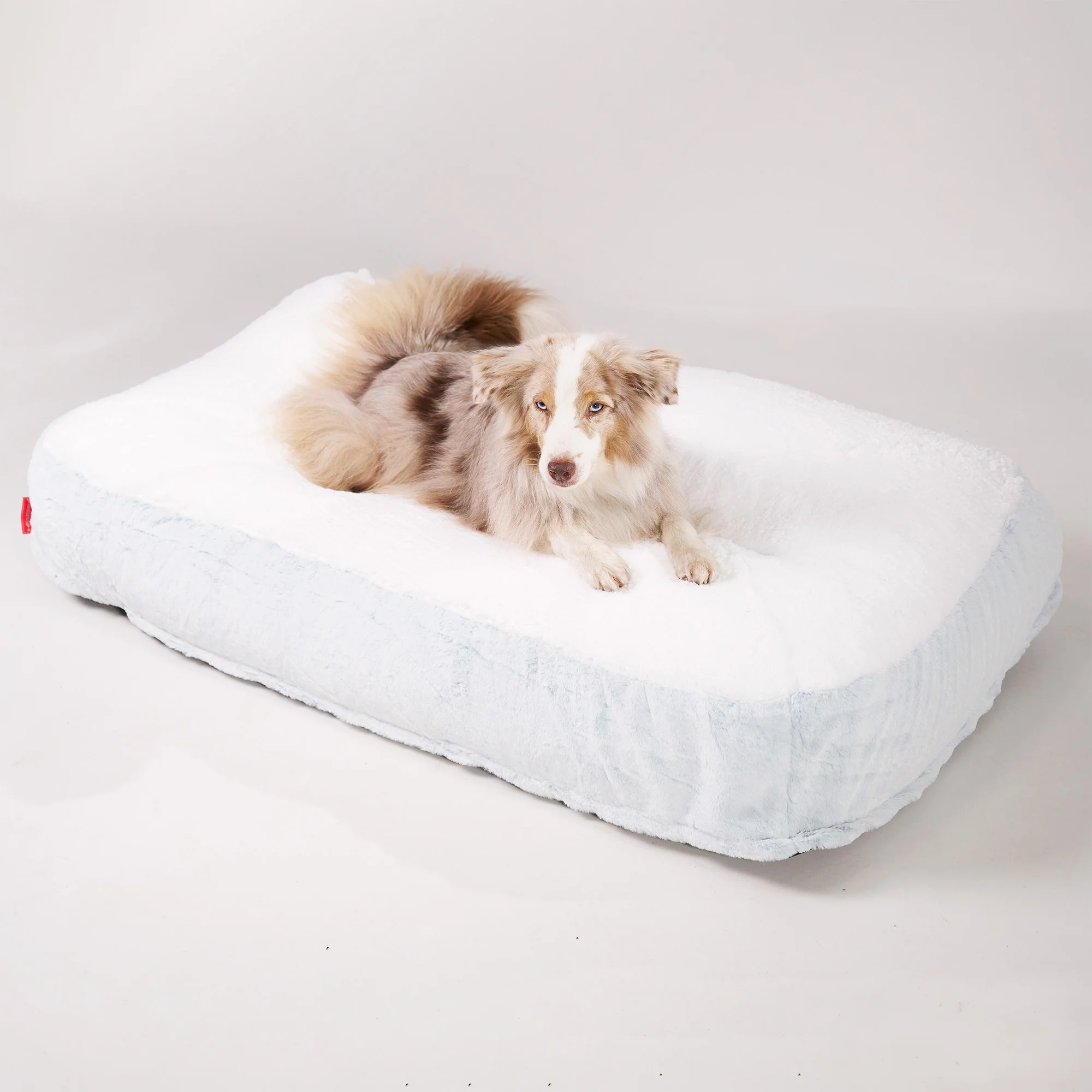 XXL Slouchy Hundebett - Kaninchen Kunstfell Pastellblau - Image 5